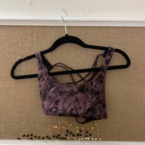 Lululemon sports bra